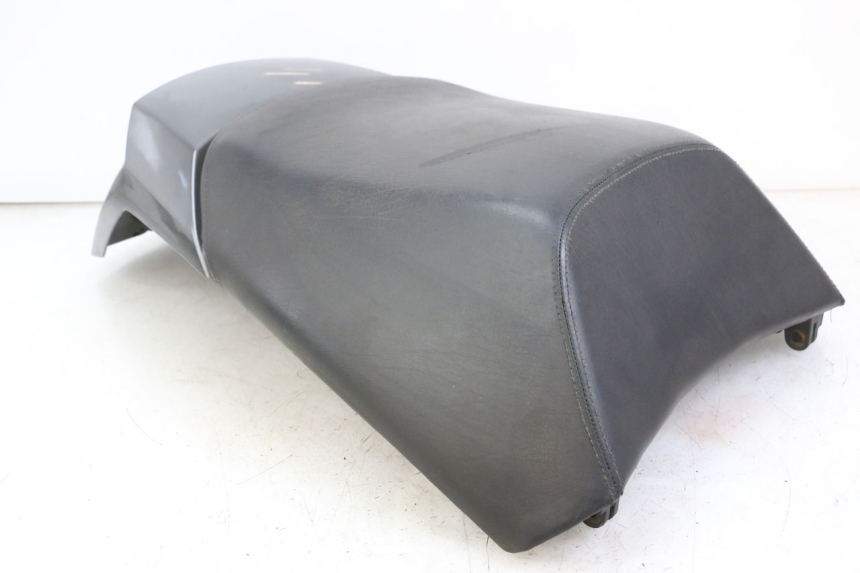 photo de ASIENTO TRASERO PEUGEOT SATELIS 125 (2010 - 2012) - Características distintivas