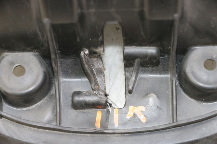 photo de ASIENTO TRASERO PEUGEOT SATELIS 125 (2013 - 2018) - Foto de producto adicional