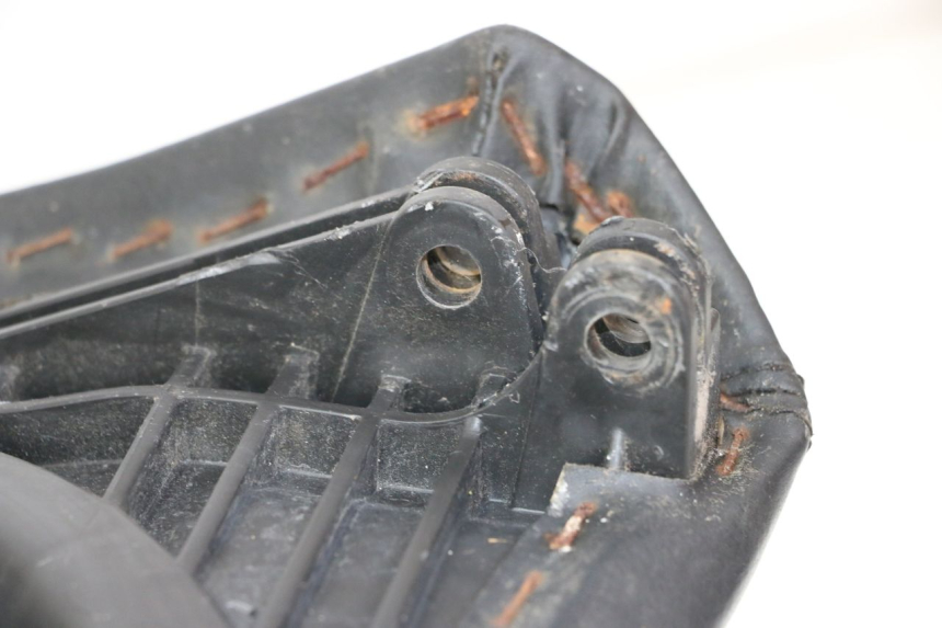 photo de ASIENTO TRASERO PEUGEOT SATELIS COMPRESSOR K15 125 (2006 - 2009) - Zoom estado de uso