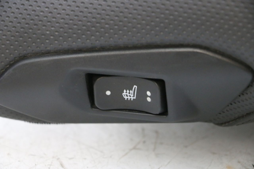 photo de ASIENTO TRASERO BMW R GS 1250 (2021 - 2024) - Detalles de los puntos de fijación