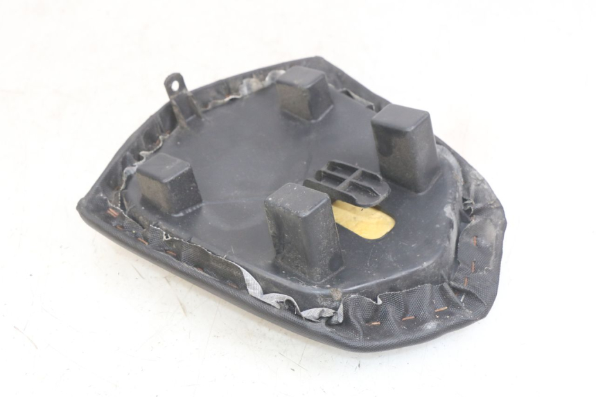 photo de ASIENTO TRASERO YAMASAKI ROADSTER 50 (2013 - 2018) - Zoom estado de uso