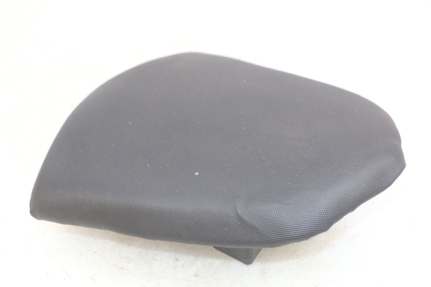 photo de ASIENTO TRASERO YAMASAKI ROADSTER 50 (2013 - 2018) - Primer plano técnico