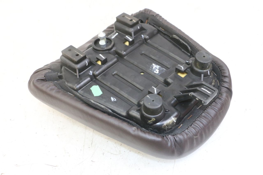 photo de ASIENTO TRASERO ROYAL ENFIELD HYMALAYAN 410 (2016 - 2023) - Zoom estado de uso