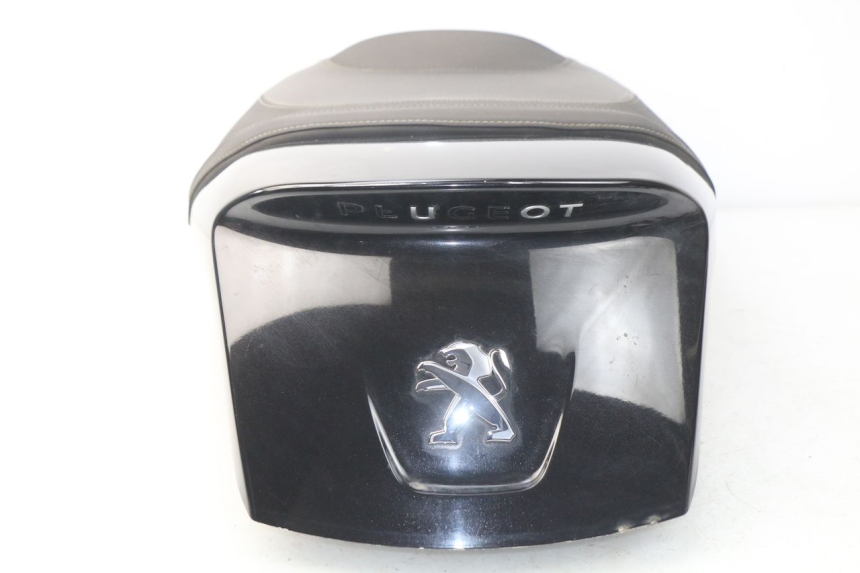 photo de ASIENTO TRASERO PEUGEOT SATELIS 300 (2012 - 2015) - Primer plano de alta resolución