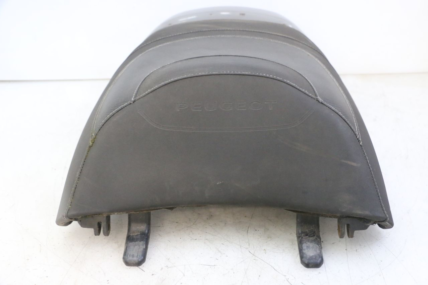 photo de ASIENTO TRASERO PEUGEOT SATELIS 125 (2013 - 2018) - Inspección visual detallada