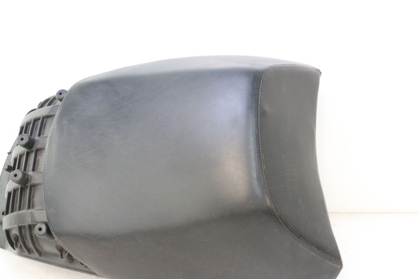 photo de ASIENTO TRASERO PEUGEOT SATELIS 125 (2006 - 2009) - Otra vista del artículo