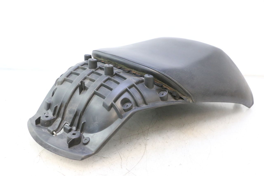 photo de ASIENTO TRASERO PEUGEOT SATELIS 125 (2006 - 2009) - Marcados y referencias originales
