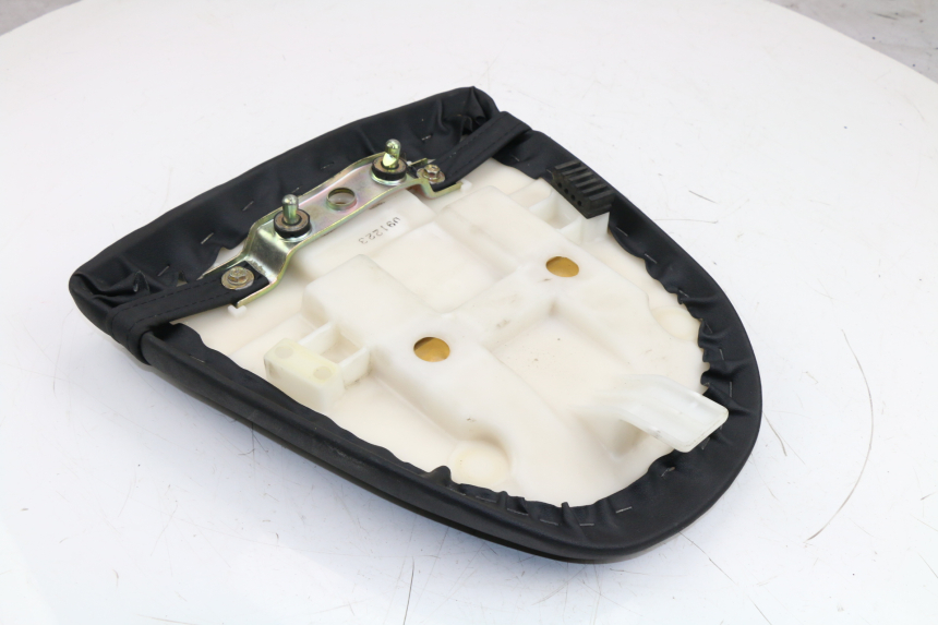 photo de ASIENTO TRASERO SUZUKI GSX R 750 (1996 - 2000) - Otra perspectiva