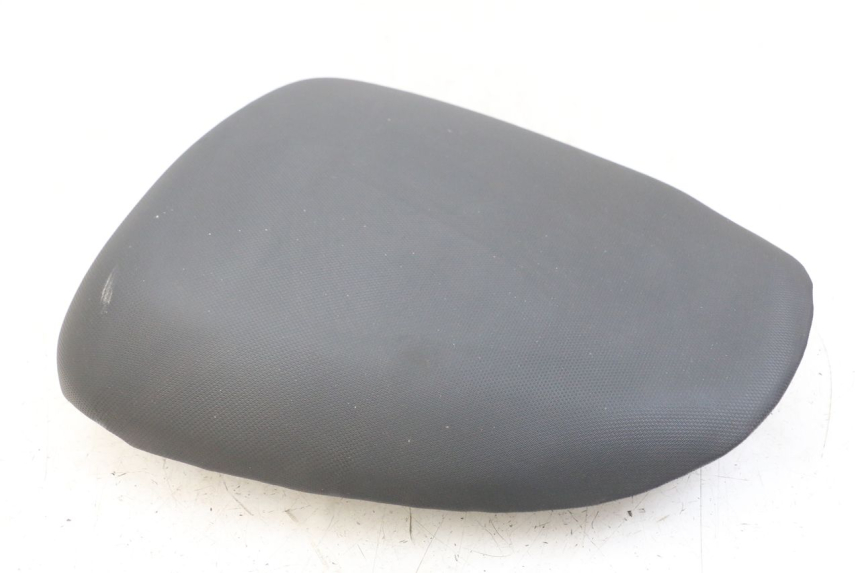 photo de ASIENTO TRASERO SUZUKI SV N 650 (1999 - 2002) - Estado de la superficie y material