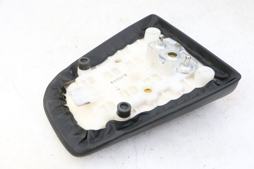 photo de ASIENTO TRASERO SUZUKI SV S 650 (2003 - 2009) - Zoom estado de uso