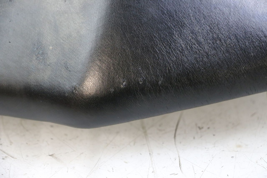 photo de ASIENTO TRASERO YAMAHA FZ1 FAZER 1000 (2007 - 2009) - Zoom estado de uso