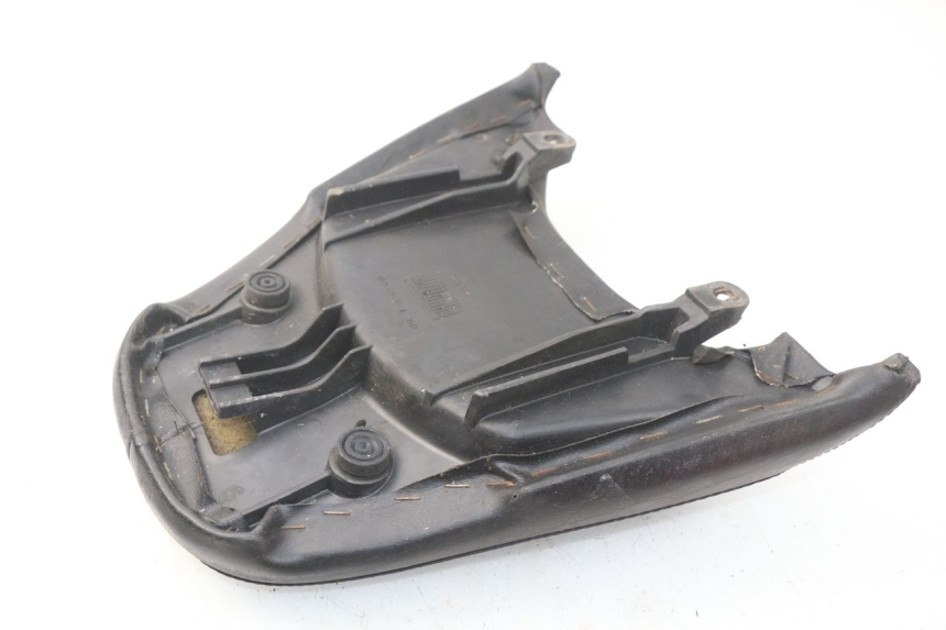 photo de ASIENTO TRASERO YAMAHA YP MAJESTY 125 (1998 - 2001) - Zoom estado de uso
