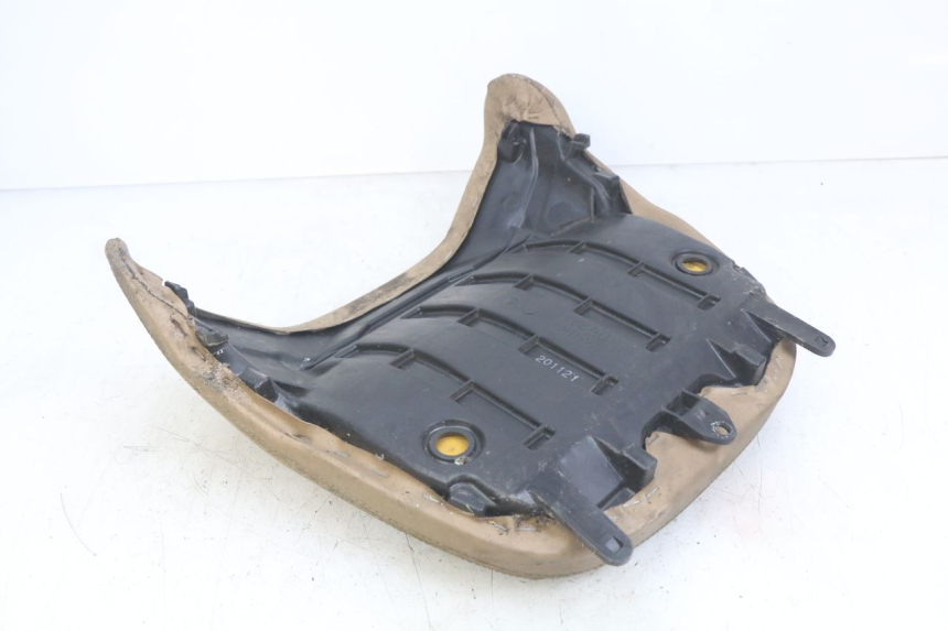 photo de ASIENTO TRASERO YAMAHA YP MAJESTY 400 (2004 - 2008) - Primer plano técnico
