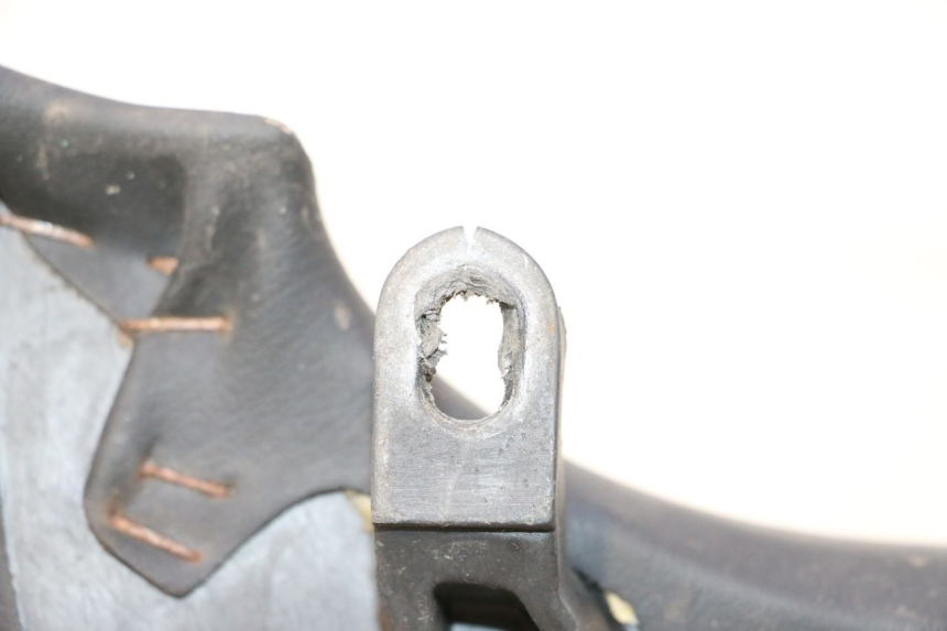 photo de ASIENTO TRASERO YAMAHA YP MAJESTY 125 (2007 - 2010) - Zoom estado de uso
