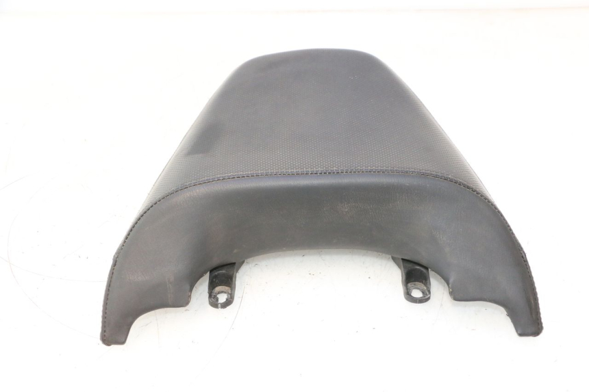 photo de ASIENTO TRASERO YAMAHA YP MAJESTY 125 (2007 - 2010) - Detalles de los puntos de fijación