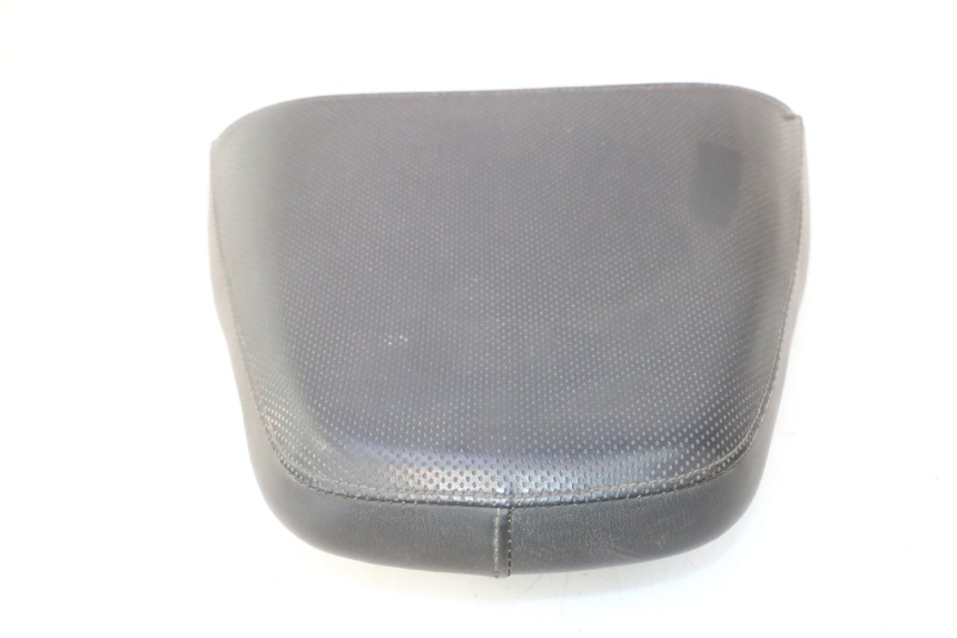 photo de ASIENTO TRASERO YAMAHA YP MAJESTY 125 (2007 - 2010) - Estado de la superficie y material