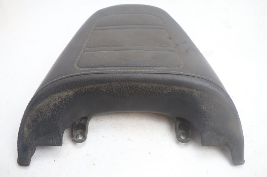 photo de ASIENTO TRASERO YAMAHA YP MAJESTY 125 (2002 - 2006) - Primer plano técnico