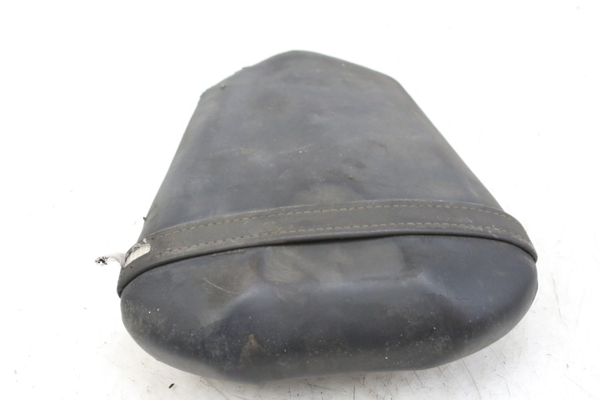 photo de ASIENTO TRASERO YAMAHA YZF R1 1000 (2007 - 2008) - Detalles de los puntos de fijación