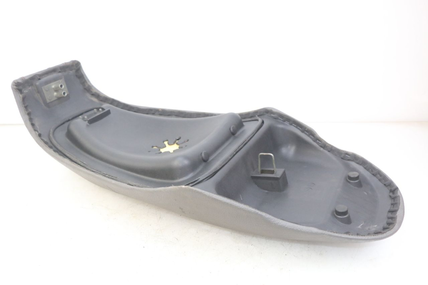 photo de ASIENTO ECCITY ARTELEC 670 1 (2013 - 2017) - Primer plano técnico