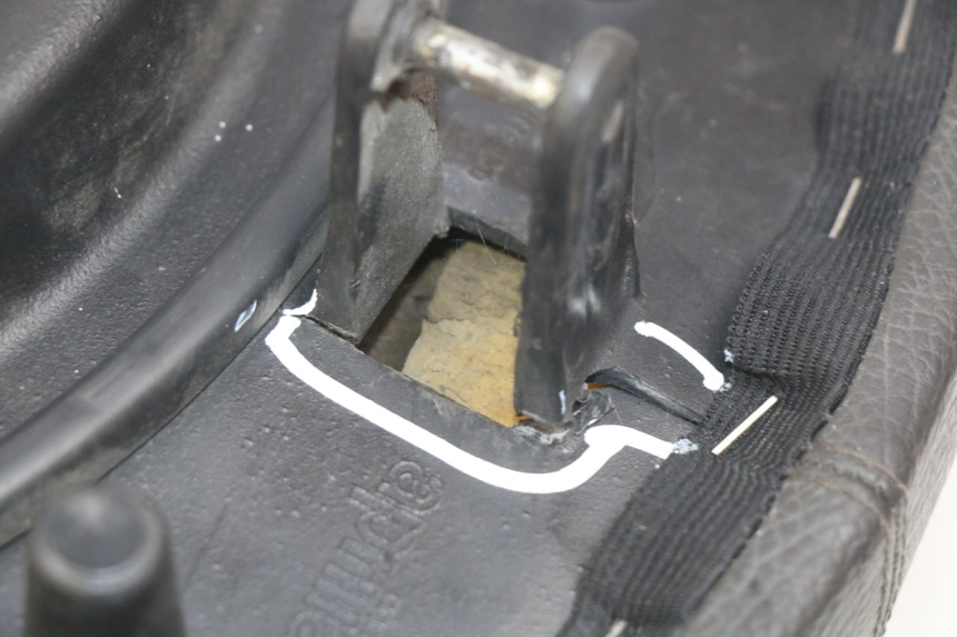 photo de ASIENTO APRILIA ATLANTIC 125 (2003 - 2009) - Marcados y referencias originales