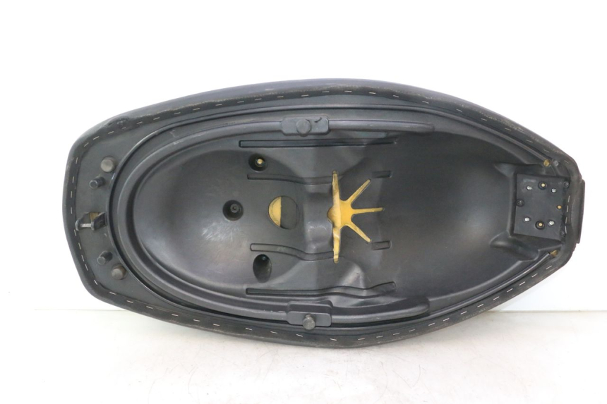 photo de ASIENTO APRILIA ATLANTIC S 125 (2010 - 2013) - Características distintivas
