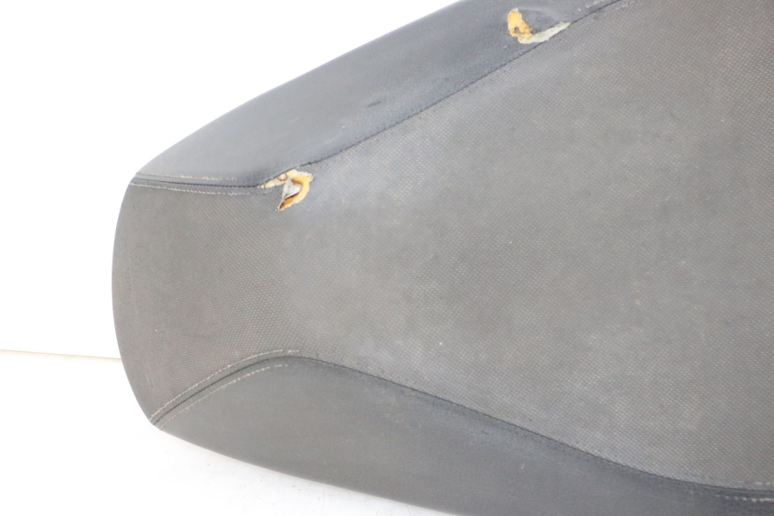 photo de ASIENTO DELANTERO QUADRO 4 4D 350 (2015 - 2018) - Enfoque en la estructura