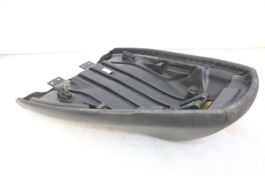 photo de ASIENTO DELANTERO QUADRO 4 4D 350 (2015 - 2018) - Zoom estado de uso