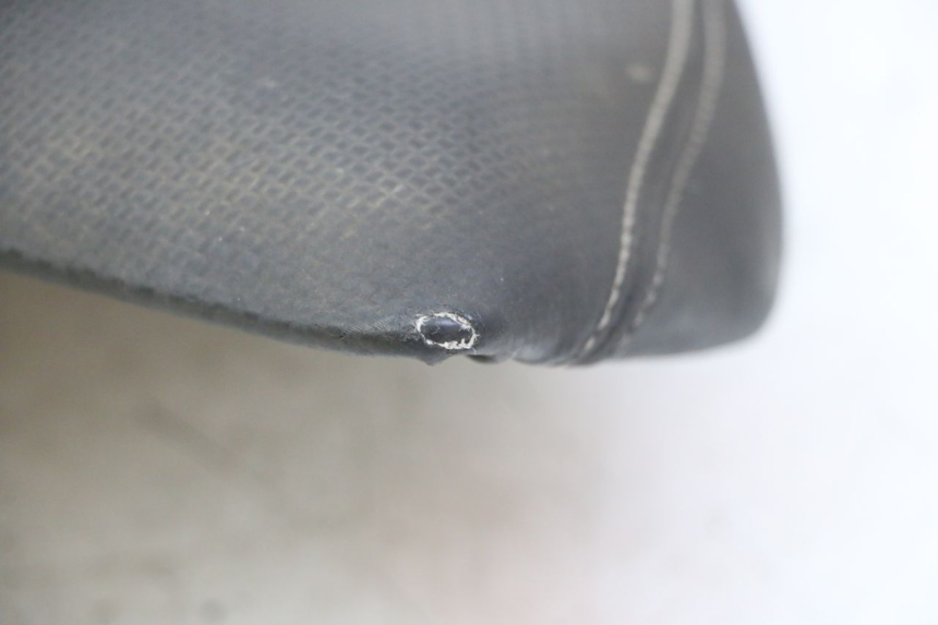 photo de ASIENTO DELANTERO YAMAHA AEROX NAKED 2T 50 (2013 - 2017) - Recambio usado revisado