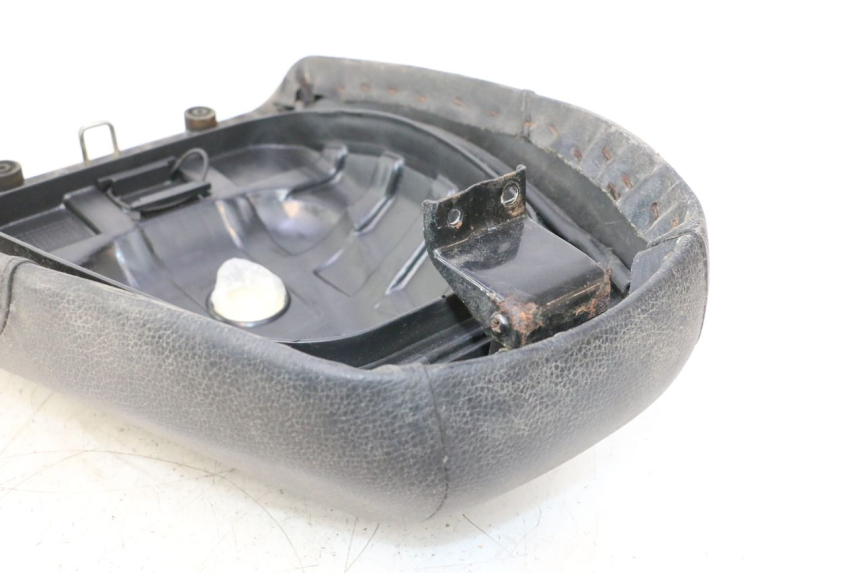 photo de ASIENTO DELANTERO KYMCO AGILITY 4T 50 (2005 - 2018) - Detalle de la pieza