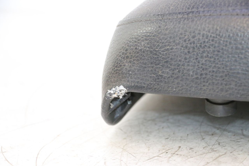photo de ASIENTO DELANTERO KYMCO AGILITY PREMIUM 50 (2007 - 2010) - Primer plano técnico