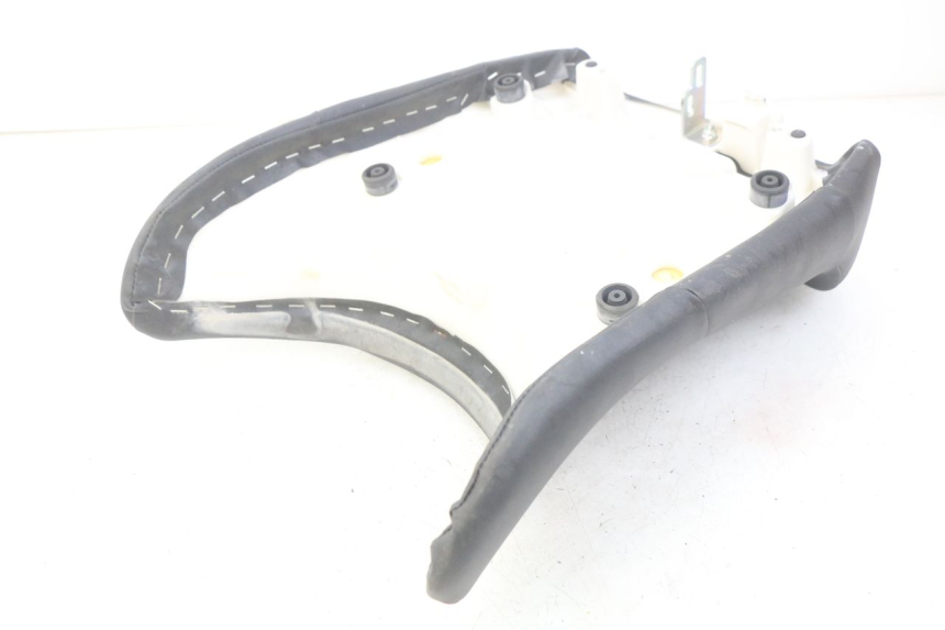 photo de ASIENTO DELANTERO YAMAHA FJR ABS 1300 (2006 - 2012) - Detalles de los puntos de fijación