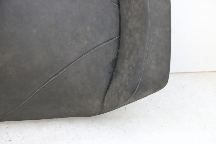 photo de ASIENTO DELANTERO YAMAHA FJR ABS 1300 (2006 - 2012) - Características distintivas