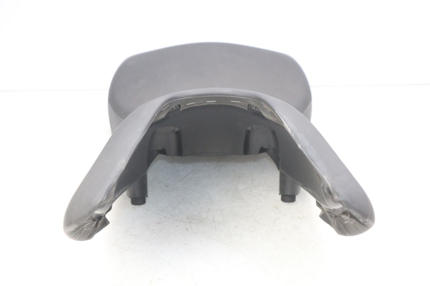 photo de ASIENTO DELANTERO HONDA INTEGRA NC D 750 (2016 - 2018) - Características distintivas