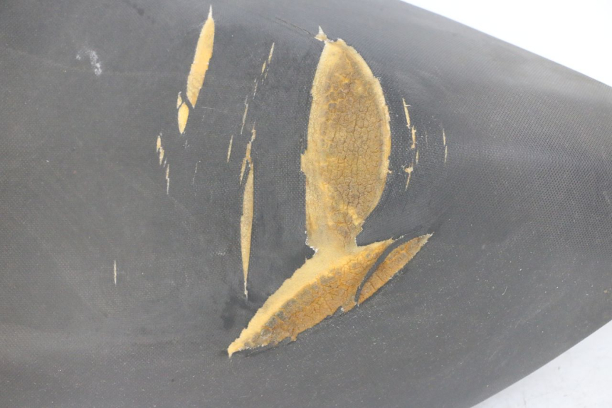 photo de ASIENTO DELANTERO PEUGEOT JET FORCE CARBU 50 (2003 - 2016) - Zoom sobre los componentes