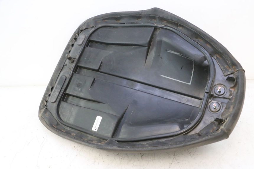 photo de ASIENTO DELANTERO MBK NITRO 50 (2004 - 2008) - Detalle de la pieza