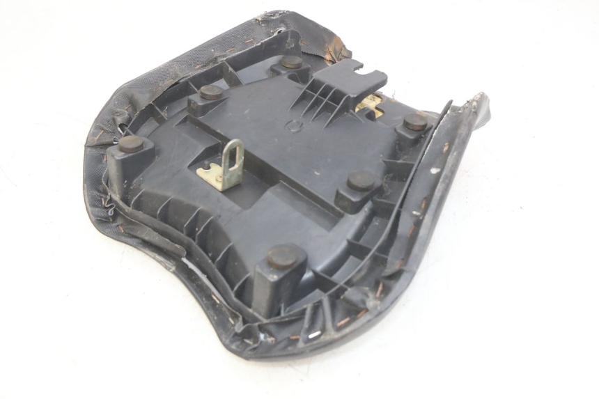 photo de ASIENTO DELANTERO YAMASAKI RAPTOR 50 (2013 - 2018) - Primer plano técnico