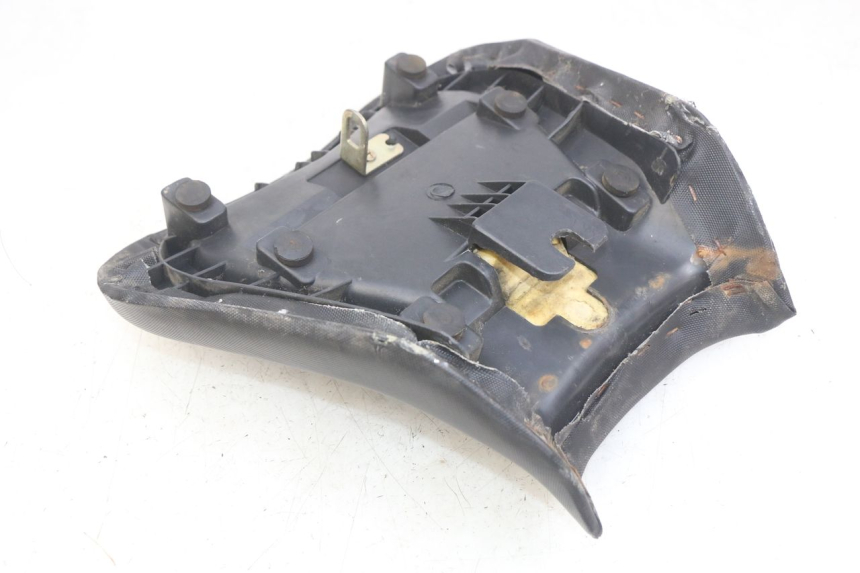 photo de ASIENTO DELANTERO YAMASAKI RAPTOR 50 (2013 - 2018) - Estado de la superficie y material
