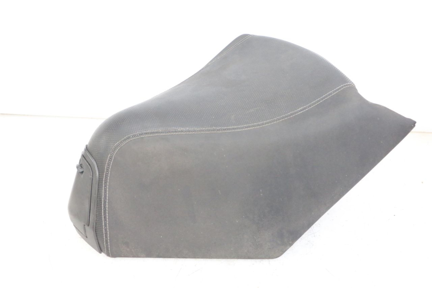 photo de ASIENTO DELANTERO PEUGEOT SATELIS 125 (2013 - 2018) - Marcados y referencias originales