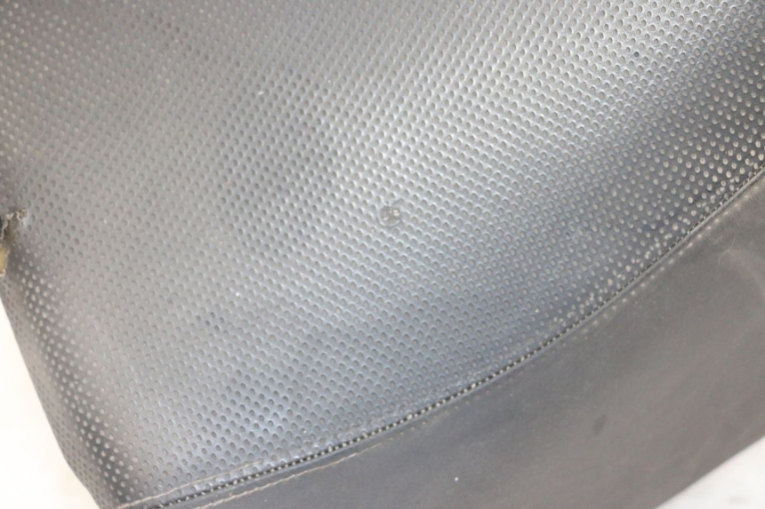 photo de ASIENTO DELANTERO PEUGEOT SATELIS 125 (2013 - 2018) - Detalle de la pieza