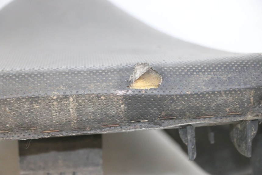 photo de ASIENTO DELANTERO PEUGEOT SATELIS 125 (2013 - 2018) - Características distintivas