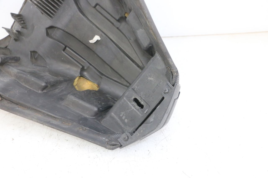 photo de ASIENTO DELANTERO PEUGEOT SATELIS 125 (2013 - 2018) - Primer plano técnico