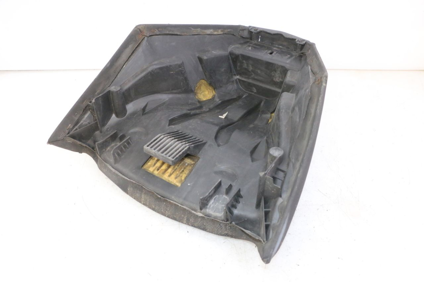 photo de ASIENTO DELANTERO PEUGEOT SATELIS 125 (2013 - 2018) - Detalles de los puntos de fijación