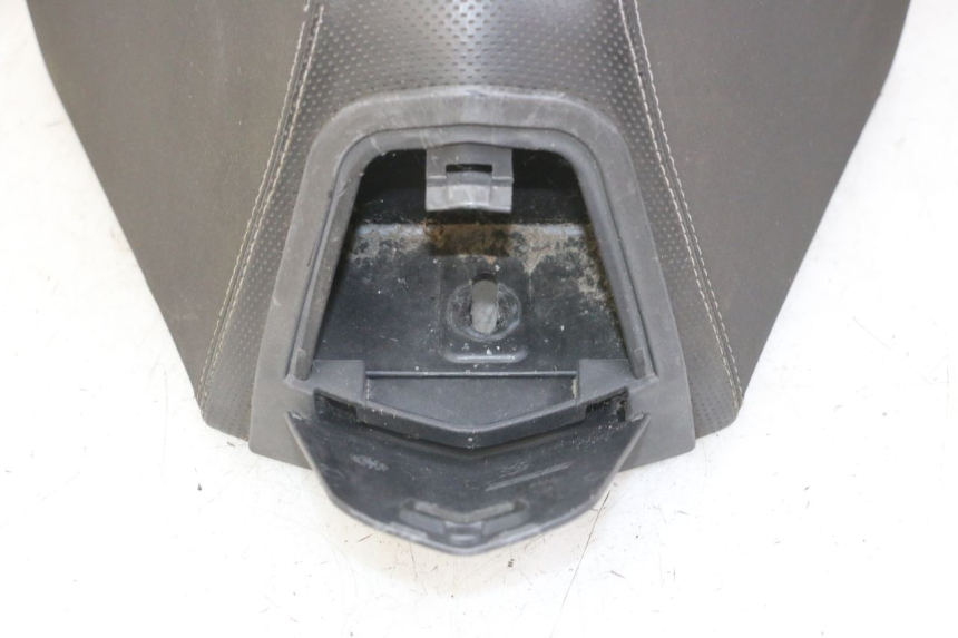 photo de ASIENTO DELANTERO PEUGEOT SATELIS 125 (2013 - 2018) - Vista general del producto