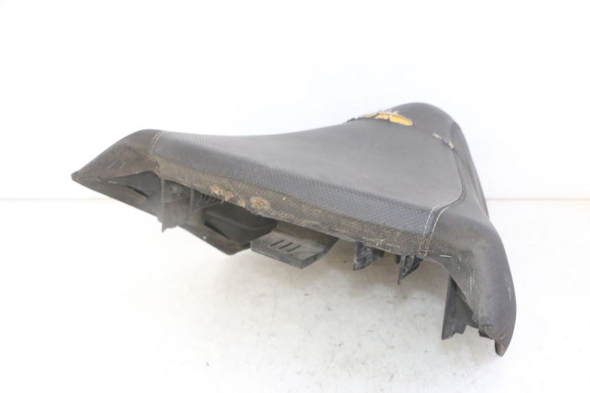 photo de ASIENTO DELANTERO PEUGEOT SATELIS 125 (2013 - 2018) - Estado de la superficie y material