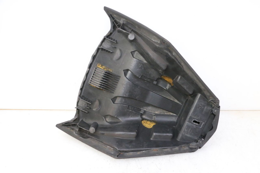 photo de ASIENTO DELANTERO PEUGEOT SATELIS 125 (2010 - 2012) - Detalles de los puntos de fijación