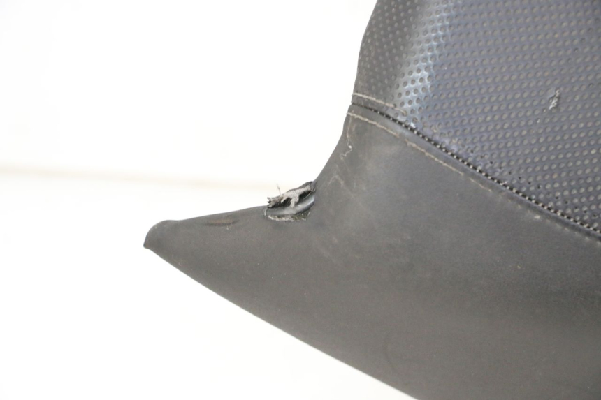 photo de ASIENTO DELANTERO PEUGEOT SATELIS 125 (2010 - 2012) - Estado de la superficie y material