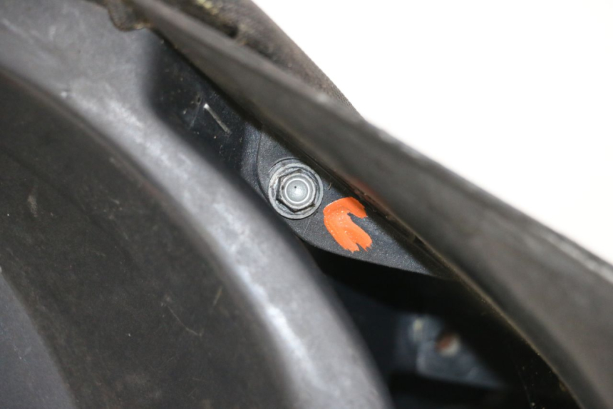 photo de ASIENTO DELANTERO APRILIA SR CARB LC 2T 50 (2004 - 2012) - Primer plano técnico