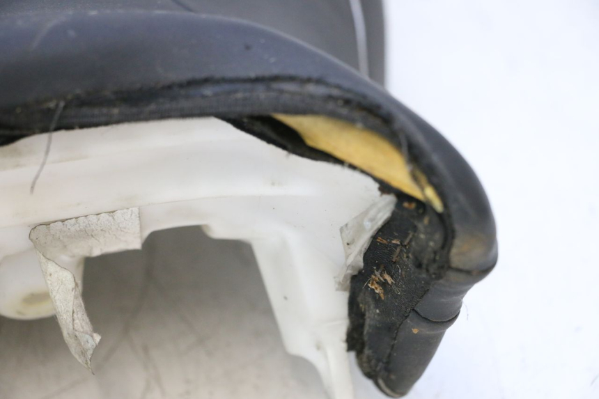 photo de ASIENTO DELANTERO SUZUKI SV S 650 (2003 - 2009) - Primer plano de alta resolución