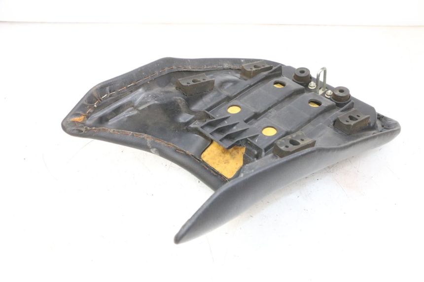 photo de ASIENTO DELANTERO DAELIM VJ ROADWIN FI 125 (2008 - 2017) - Primer plano técnico