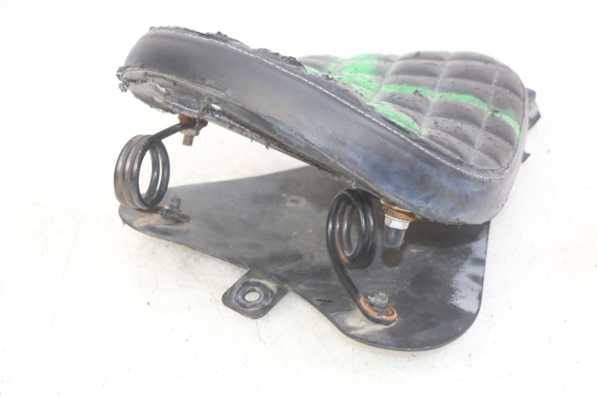 photo de ASIENTO DELANTERO DAELIM VL DAYSTAR 125 (2000 - 2011) - Vista general del producto